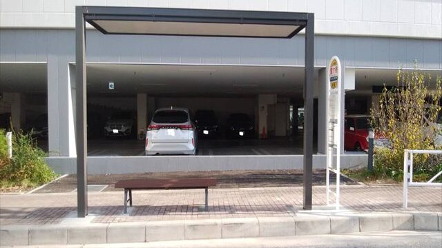 宮ケ谷バス停留所上屋設置工事