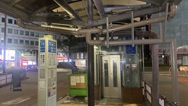 横浜駅西口バスターミナル上屋2改修工事