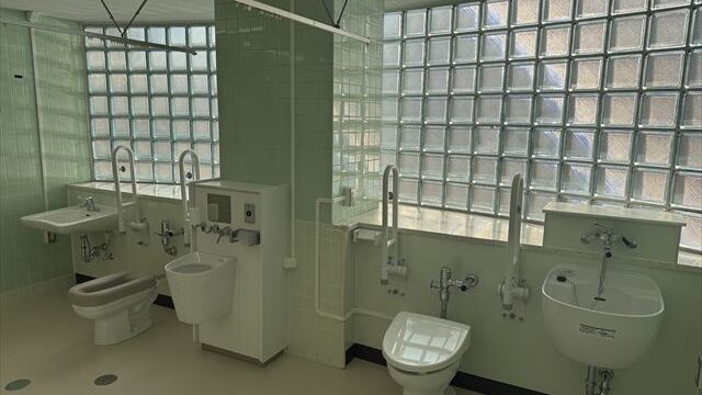 特別支援学校トイレ改修その他工事